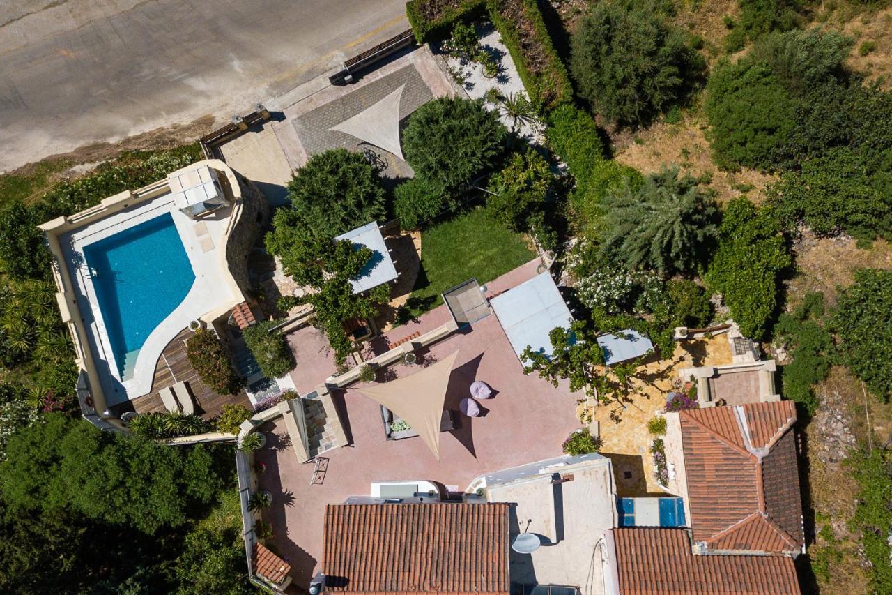 Verekinthos Villas - Pool, Hot Tub, Bbq, Kids Playground, Stunning Mountain Views Yerolakkos Экстерьер фото