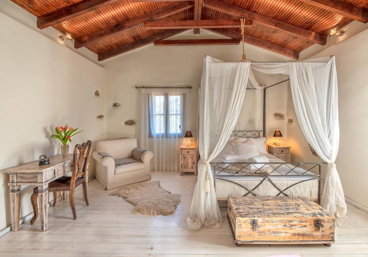 Verekinthos Villas - Pool, Hot Tub, Bbq, Kids Playground, Stunning Mountain Views Yerolakkos Экстерьер фото